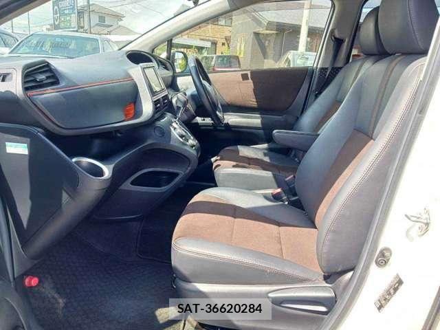 Toyota SIENTA 2018-11 8551088-6