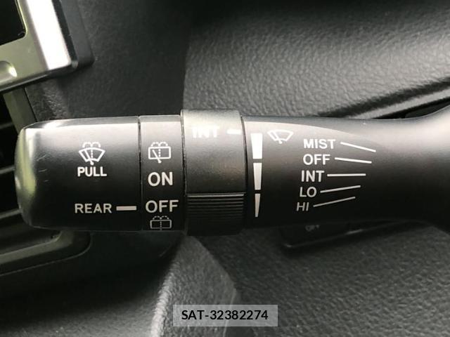 Toyota SIENTA 2019-08 8551234-16