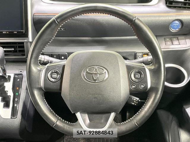 Toyota SIENTA 2020-11 8551395-10