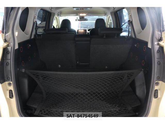 Toyota SIENTA 2019-09 8551423-18