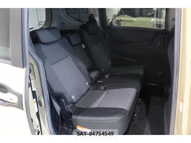 Toyota SIENTA 2019-09 8551423-6