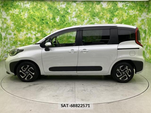 Toyota SIENTA 2024-11 8551482-1
