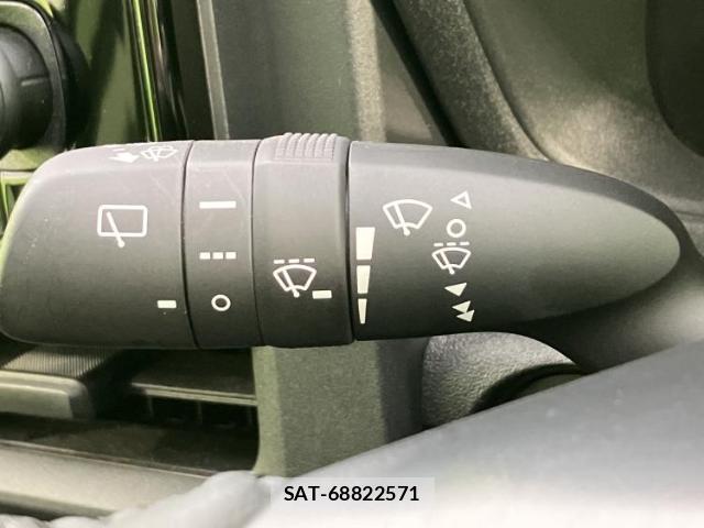 Toyota SIENTA 2024-11 8551482-16