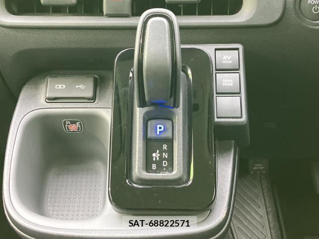 Toyota SIENTA 2024-11 8551482-17