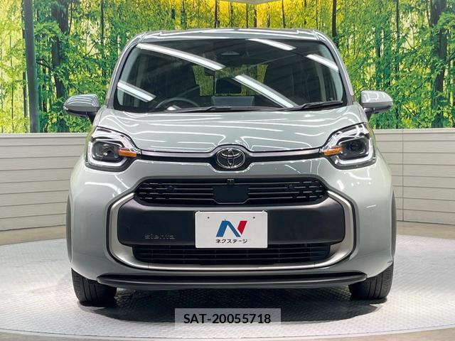 Toyota SIENTA 2022-12 8551687-13