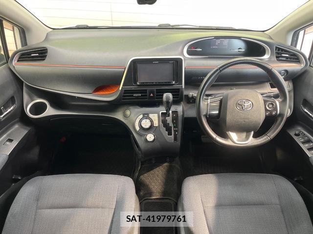 Toyota SIENTA 2015-09 8551700-1