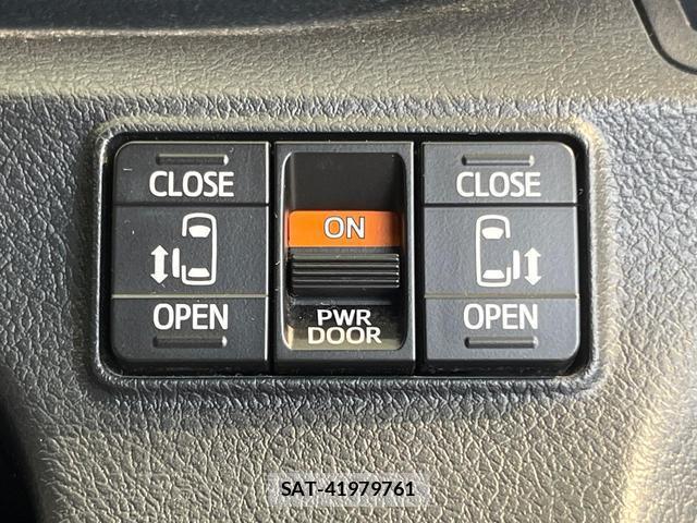 Toyota SIENTA 2015-09 8551700-5