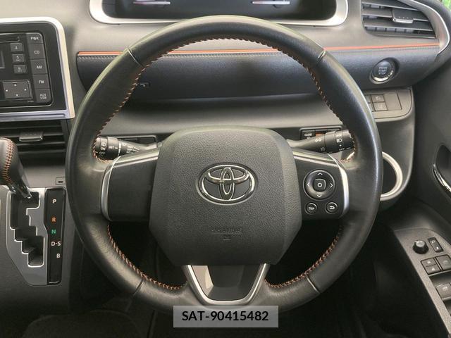 Toyota SIENTA 2017-10 8551754-11