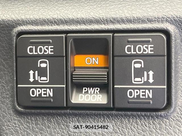 Toyota SIENTA 2017-10 8551754-3