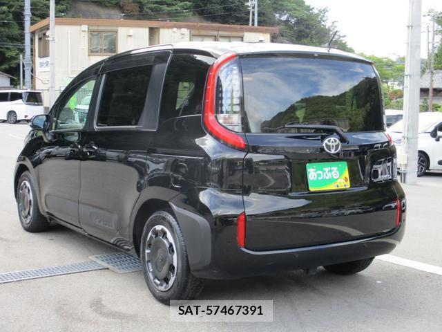 Toyota SIENTA 2024-11 8552024-10