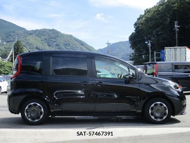 Toyota SIENTA 2024-11 8552024-3