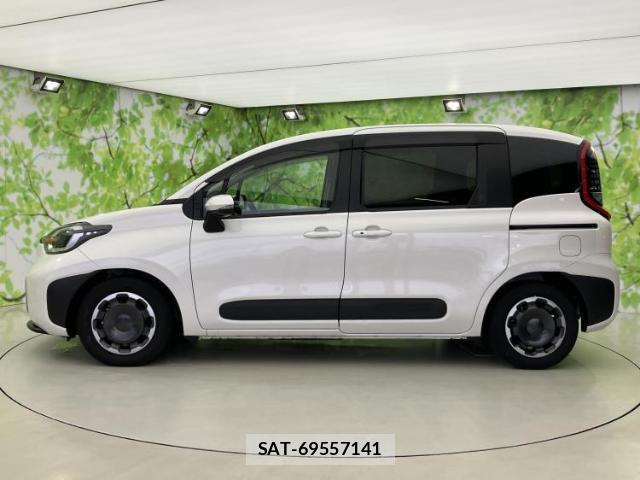 Toyota SIENTA 2023-02 8552342-1