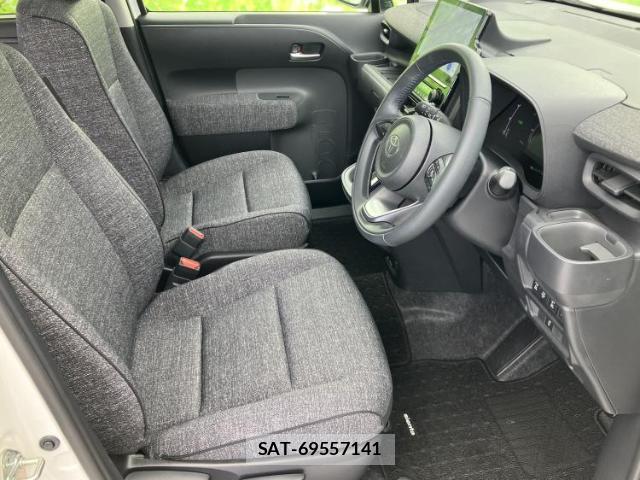 Toyota SIENTA 2023-02 8552342-3