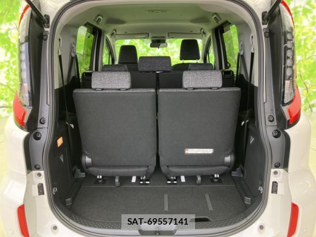 Toyota SIENTA 2023-02 8552342-6