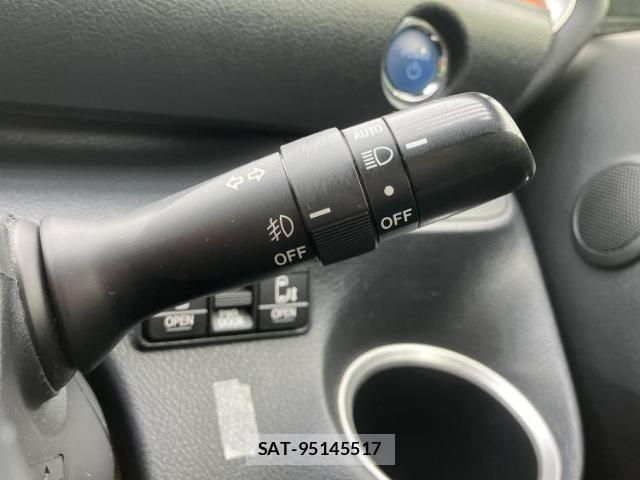 Toyota SIENTA 2019-03 8552405-15