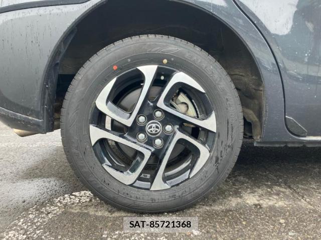 Toyota SIENTA 2024-10 8552477-17
