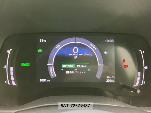 Toyota SIENTA 2025-11 8552644-13