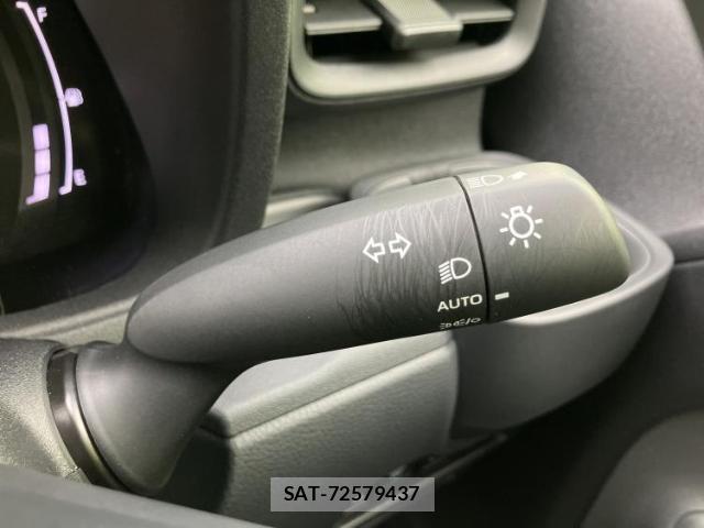 Toyota SIENTA 2025-11 8552644-15
