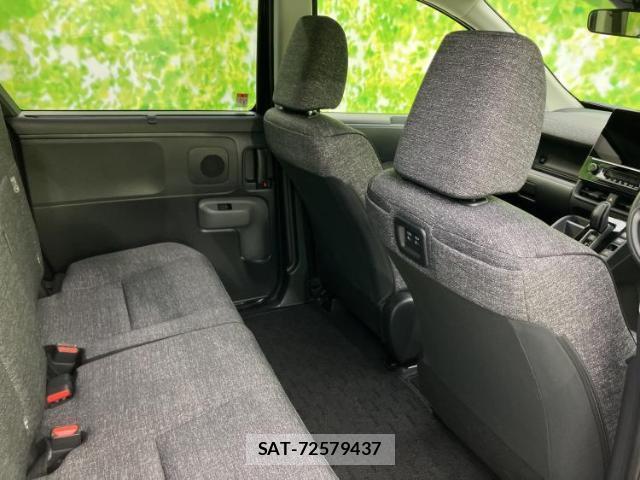 Toyota SIENTA 2025-11 8552644-4