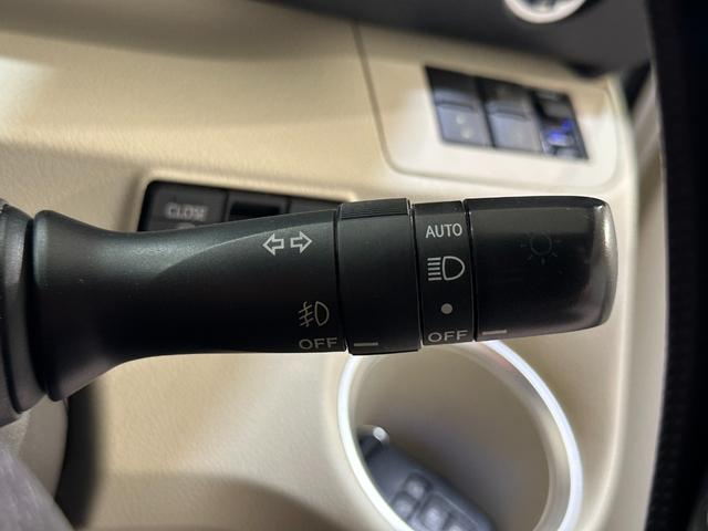 Toyota SIENTA 2015-11 8552792-10