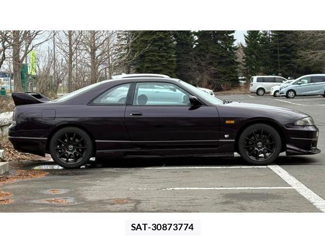 Nissan SKYLINE 1995-12 8548784-2
