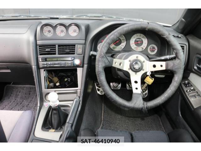 Nissan SKYLINE 2000-10 8551801-2