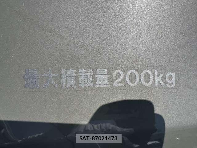 Suzuki SPACIA 2022-08 8549088-9