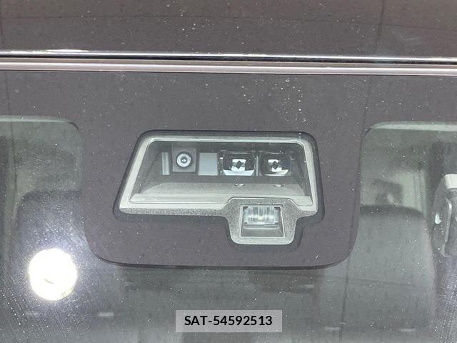 Suzuki SPACIA 2018-10 8546387-3