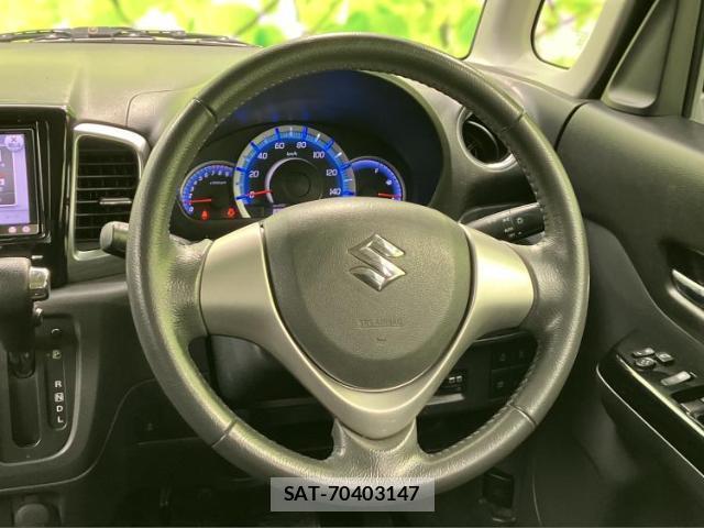 Suzuki SPACIA 2013-09 8546757-13
