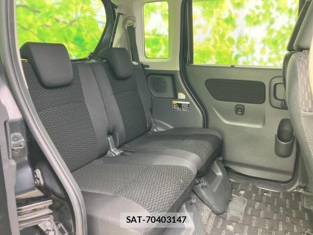 Suzuki SPACIA 2013-09 8546757-4