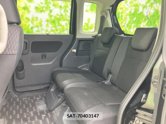 Suzuki SPACIA 2013-09 8546757-6