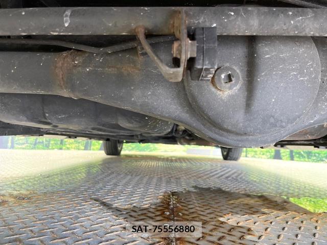 Suzuki SPACIA 2019-10 8549508-18
