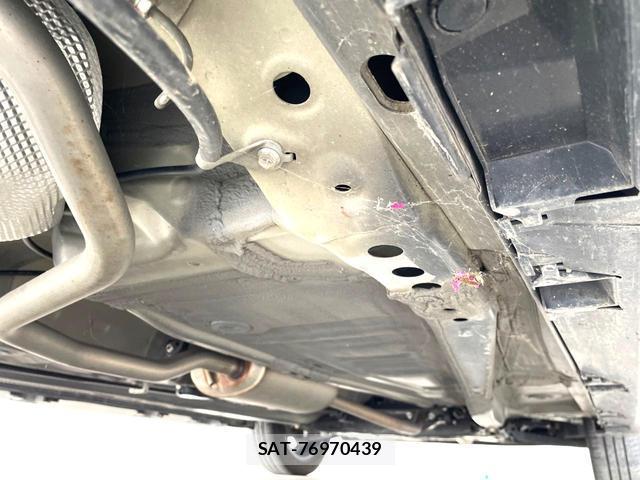 Suzuki SPACIA 2022-09 8551265-16