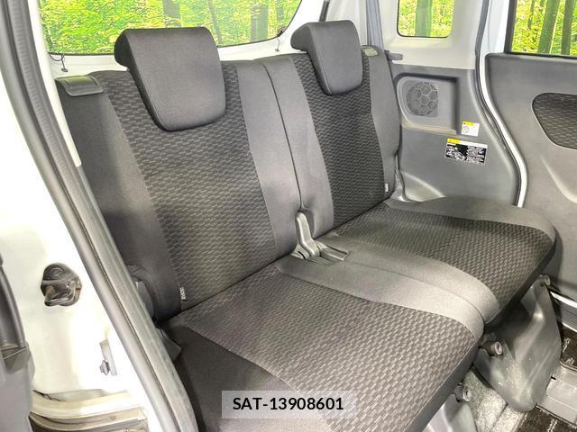 Suzuki SPACIA 2013-10 8551396-7