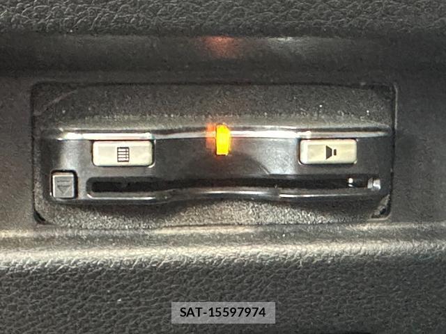 Suzuki SPACIA 2019-10 8552077-11
