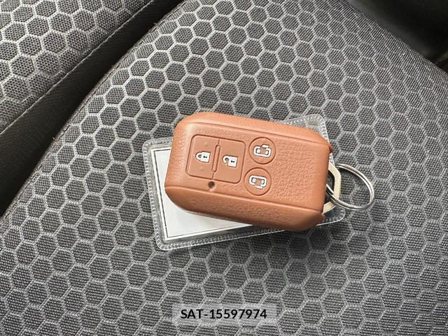 Suzuki SPACIA 2019-10 8552077-17