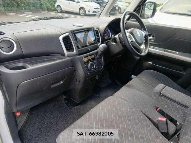 Suzuki SPACIA 2017-06 8545747-9