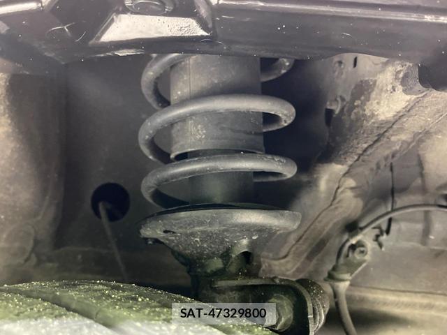 Suzuki SPACIA 2017-09 8549970-19