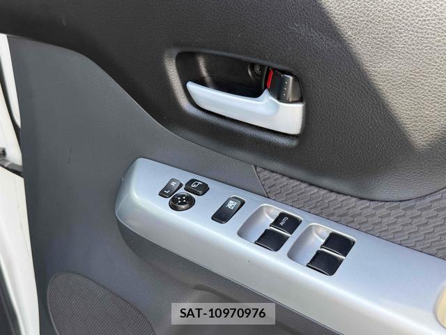 Suzuki SPACIA 2015-03 8551536-11