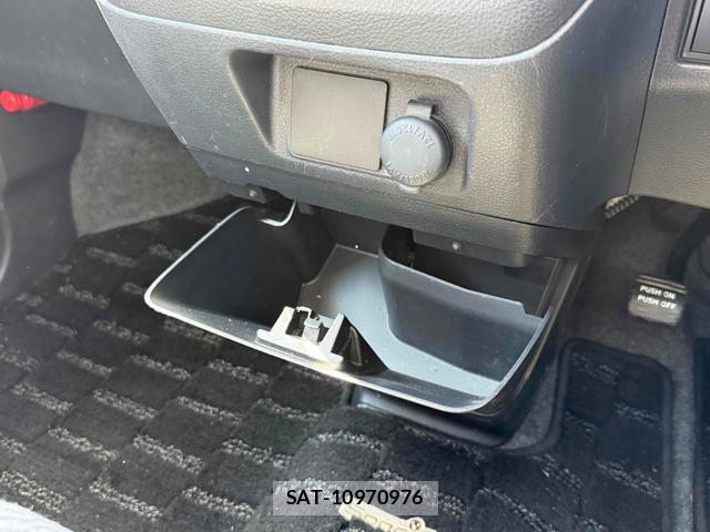 Suzuki SPACIA 2015-03 8551536-5