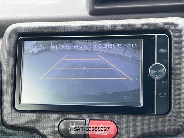 Toyota SPADE 2013-12 8545765-3