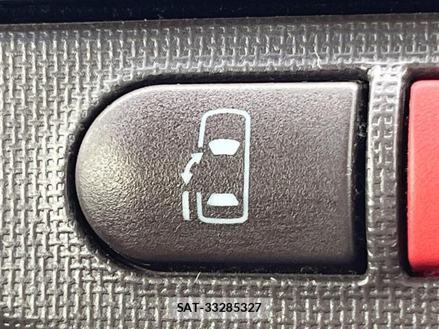 Toyota SPADE 2013-12 8545765-4