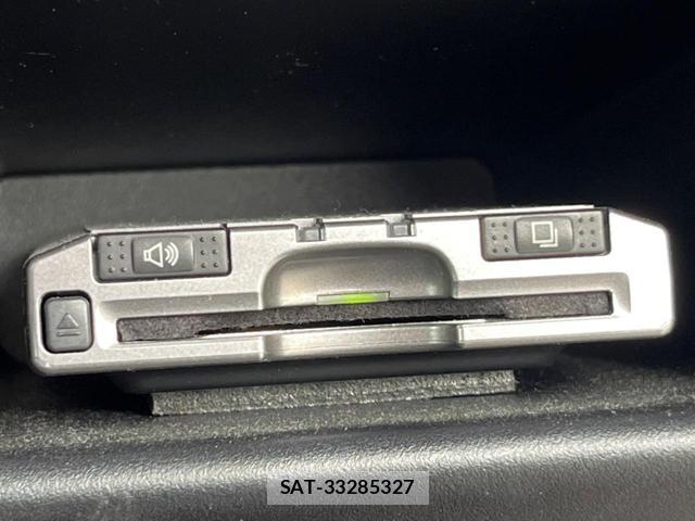 Toyota SPADE 2013-12 8545765-5