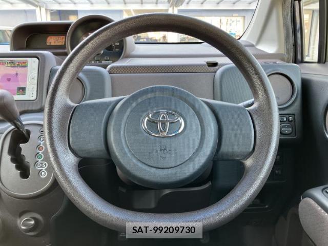 Toyota SPADE 2013-08 8546070-12