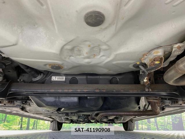 Toyota SPADE 2017-02 8546463-18