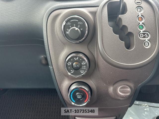 Toyota SPADE 2015-04 8548995-7