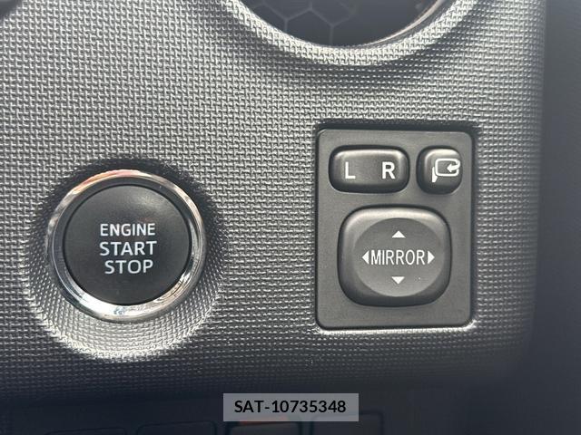 Toyota SPADE 2015-04 8548995-8