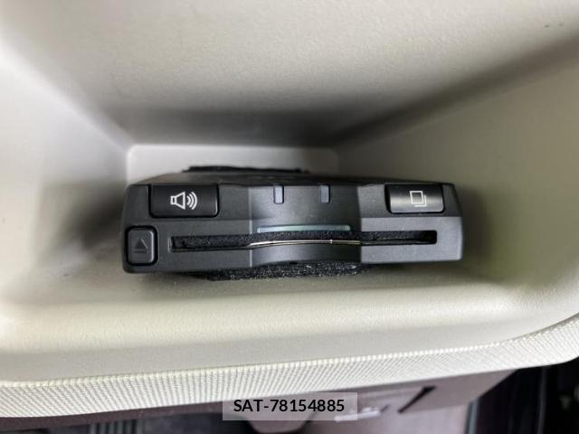 Toyota SPADE 2016-03 8550945-17
