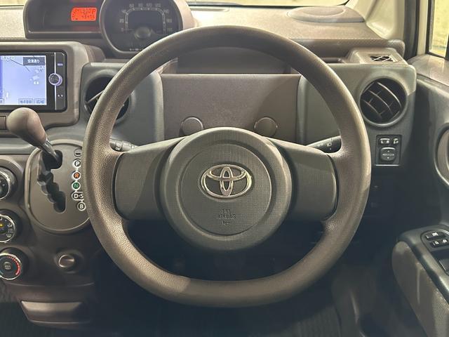 Toyota SPADE 2013-08 8551744-7