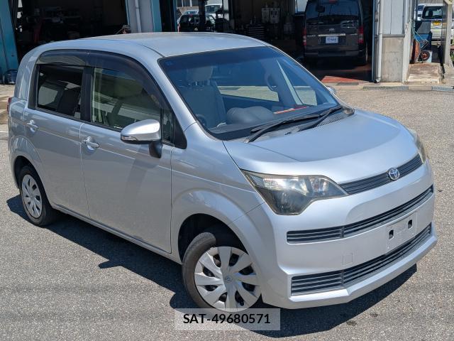 Toyota SPADE 2013-09 8551951-14